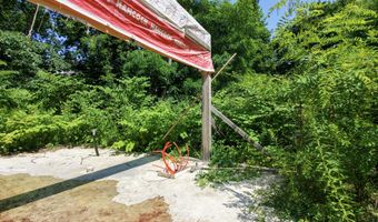 26 Birchwood Rd, Augusta, ME 04330