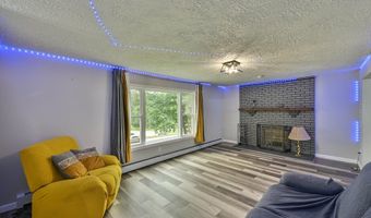 48 Central St, Auburn, MA 01501