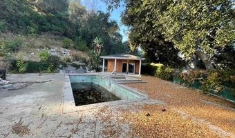 4418 Woodley Ave, Encino, CA 91436