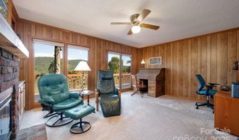 9 Sandon Cir, Asheville, NC 28804