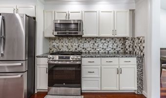 50 Chidsey Rd, Avon, CT 06001