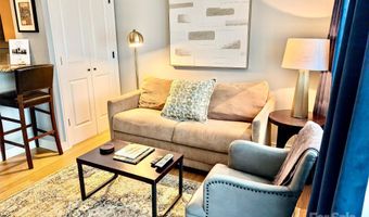 37 Hiawassee St E202, Asheville, NC 28801