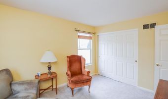 1136 Stewarton, Cincinnati, OH 45102