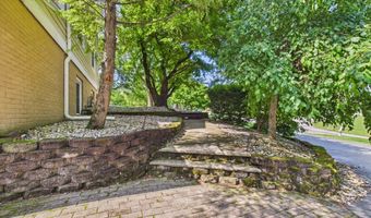 1822 Williams Way E, Anderson, IN 46011