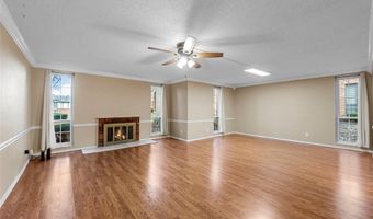 916 Claytonbrook Dr 1, Ballwin, MO 63011