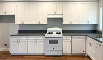 300 E Alhambra Rd D, Alhambra, CA 91801