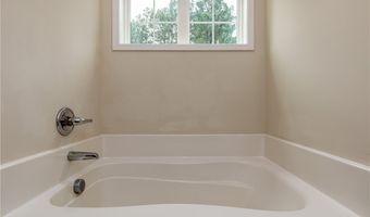 3135 Dana Ln, Aberdeen, NC 28315