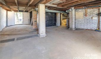 127 Pennsylvania Ave, Asheville, NC 28806