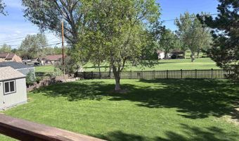 39 Valley Dr, Casper, WY 82604