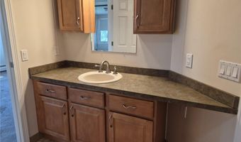 60 Saddle Grn B, North Providence, RI 02904