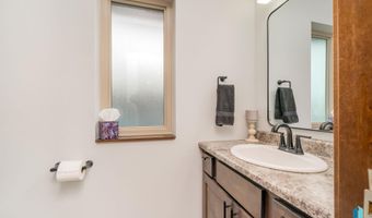 2726 E Sunburst Dr, Brandon, SD 57005