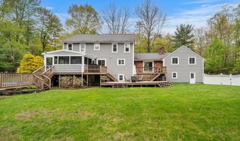 13 Birchwood Cir, Bedford, NH 03110