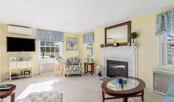 115 Bryant Rd, Cranston, RI 02852