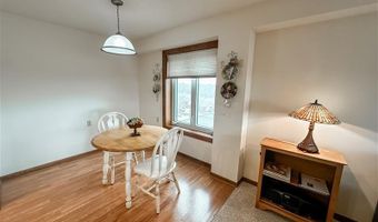 2200 Hamilton Dr 601, Ames, IA 50014