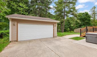 925 Lincoln Ave, Adrian, MI 49221