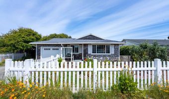 870 11TH St SW, Bandon, OR 97411