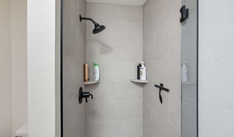 1509 Woodland Dr, Ashland, OR 97520