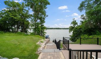 1515 Geneva Rd NE, Alexandria, MN 56308