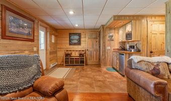 90 ELK Dr, Bondurant, WY 82922