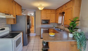 112 Gorder Dr, Aberdeen, SD 57401