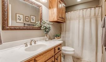 330 Parkhill Ln, Bartlesville, OK 74006