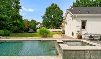 4208 Black Sycamore Dr, Charlotte, NC 28226