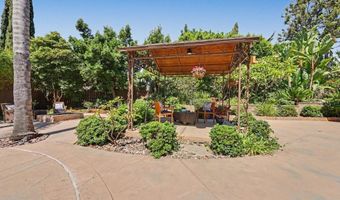 4568 Shade Rd, La Mesa, CA 91941