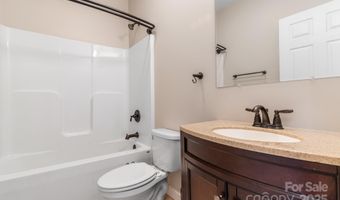 14 Annie St, Asheville, NC 28806