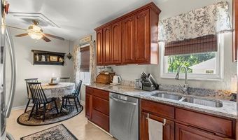 14871 Angelique Ave, Allen Park, MI 48101