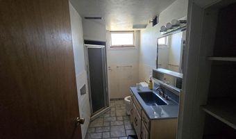 721 ARAPAHO St, Cheyenne, WY 82009