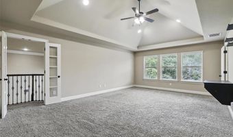 209 Ellis Creek Dr, Weatherford, TX 76085