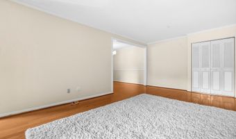 8318 TOBIN Rd 31, Annandale, VA 22003