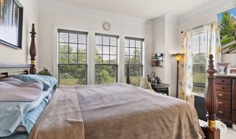 41699 BROOKEBOUROUGH Ct, Aldie, VA 20105