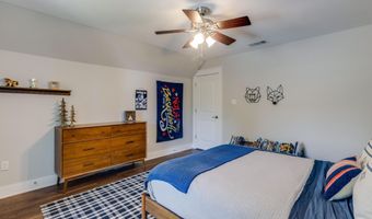 13056 Holly Springs Ave, Biloxi, MS 39532