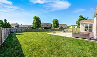 8557 Vyners Ln, Avon, IN 46123