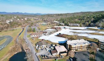 1814 FAIRWAY Dr 338, Basye, VA 22810