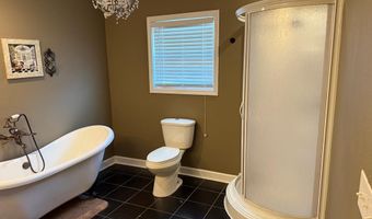 57 Brandon St, Baxley, GA 31513