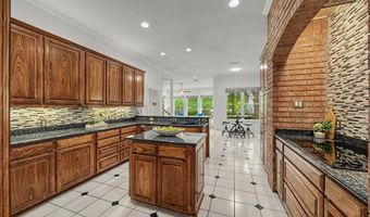 1304 Greenview Dr, Aledo, TX 76008