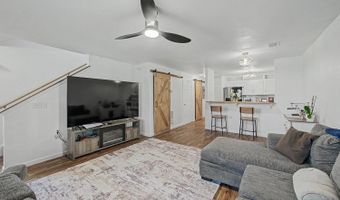 205 OCEANGATE Dr, Atlantic Beach, FL 32233