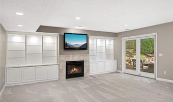 13877 Elkhart Rd, Apple Valley, MN 55124