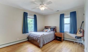 42 William St, Bayonne, NJ 07035