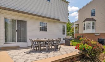 9107 Cherry Blossom Dr, Adams Twp., PA 16046