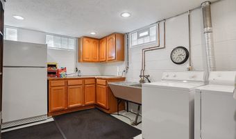 690 Garnette Rd, Akron, OH 44313