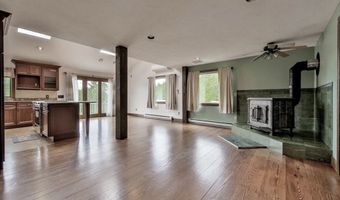 72 Long Hl 2, Bolton, MA 01740