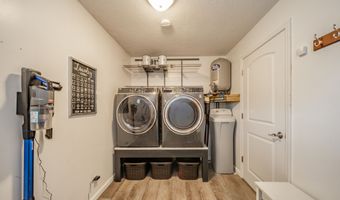 149 E 75th St, Anderson, IN 46013