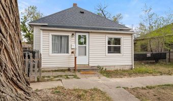 617 W 24TH St, Cheyenne, WY 82001