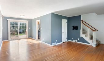 645 SW Kenworthy Dr, Ankeny, IA 50023