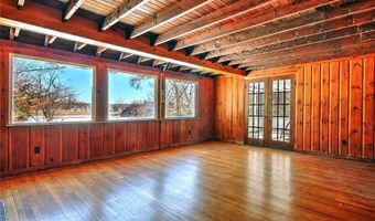 74 ADAMS POINT Rd, Barrington, RI 02806
