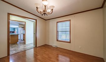 2 Windsor Dr, Alfred, ME 04002