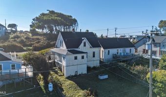 33850 East Ln, Albion, CA 95410